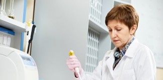 Las células de cáncer de mama necesitan capturar ácidos grasos