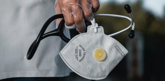 Demanda de cuidados críticos para el brote de COVID-19