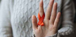 El uso mundial de antirretrovirales genéricos permitiría alcanzar los objetivos 95-95-95 del ONUSIDA para el año 2025